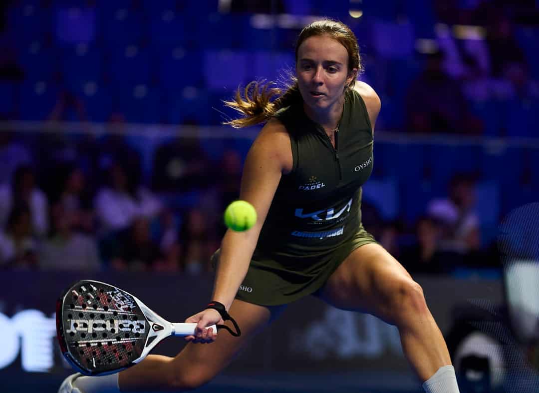 Speelster in actie tijdens de Oysho Milano Premier Padel P1 in oktober 2026