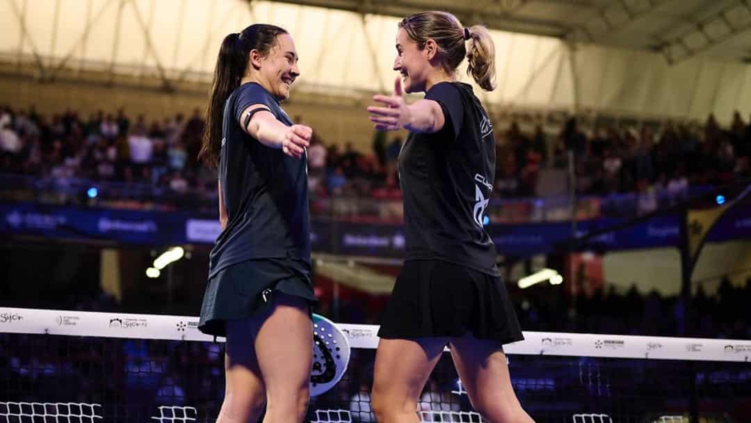 Ari Sánchez en Andrea Ustero vieren hun halve finale zege in Gijón P2 2026